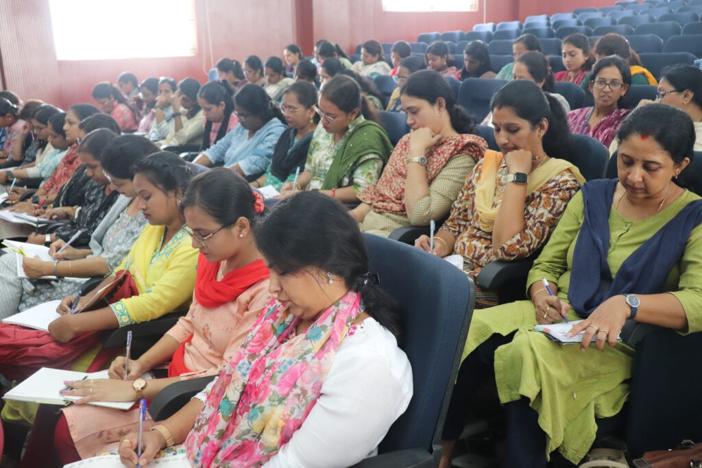 Collaborative Learning (CL)